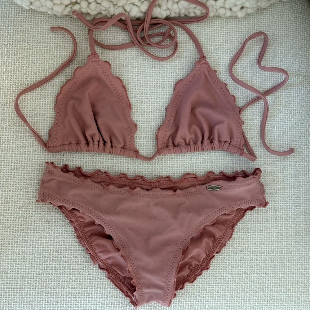 Luli Fama Cosita Buena Wavy Trim Pink Bikini